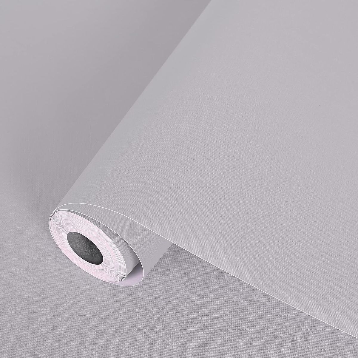 商品情報商品の説明主な仕様 【壁紙内容＆サイズ】-- 壁紙シール(幅60cm×5M 厚さ約0.3mm 裏紙を含める)一巻、日本語取扱説明書、へら（リール内に置き）付き、壁紙の上から貼れる壁紙です。一般壁紙が45cmに対して、当社のカッティングシートは幅60cmサイズで、継ぎ目と貼る回数が少なく早く貼れます。※壁紙シールは生産ロットにより、色差が出る可能性があるので、一回に多めにご購入するのをおすすめします。※壁紙は写真できるだけ実物に近い色を表現できるよう努めておりますが、ご利用のPCやスマホなど表示機器の都合上、若干の差異が生じますことをあらかじめご了承ください。br【貼って剥がせる壁紙】-- 壁紙おしゃれは接着剤いらない、裏面粘着シートタイプ壁紙です。リメイクシートは台紙にガイドラインもついていて、大きさはガイドラインに沿ってハサミなどで簡単きれいにカットしてそのまま貼り付けます（オリジナル貼り方説明書付き）。壁紙剥がせるシートは剥がす時にのりがベタつかない。br【厚地で耐久性高い】-- 他にはない0.3mm (裏紙を含める)の厚み壁紙で、下地が透けることもなく、耐久性や耐摩耗性に優れています。壁紙シールはがせるおしゃれは厚い分のため、シワ抜きと気泡抜きがしやすく簡単に貼り付けます。剥がせる壁紙は厚みのある丈夫な素材で破れが起きにくいというのが特長です。br【優しい素材】-- 壁紙はPVC（ポリ塩化ビニル）を採用し耐熱性と耐油性が良いです。壁紙シールは耐熱ではあり難燃ではないので、安全の為にくれぐれも火に直接当てないでください。表面は平らで少しエンボス加工が施されている同時に、滑らかさを維持しています。壁紙はがせるシールは防水加工も施されていて家具や壁を湿気から守ることができます。液体の汚れも付きにくく、お手入れは水拭きだけでいいです。br【壁紙リメイクシート適用場所】-- リビング、ベッドルーム、キッチン、玄関、壁や壁紙の上にも、机、クロゼット、椅子、スピーカー、ノートパソコンなどの家具、かべがみ、クロス、ふすまの補修、家電や小物など、お気軽にお部屋の模様替え、気分転換を楽しめましょう！人目で品質を最終確認、商品に何か不具合または何か不明点がございましたら、遠慮しなくてご連絡をいただきますようお願い申し上げます。必ずお客様にご満足いただけますよう迅速に対応いたします。