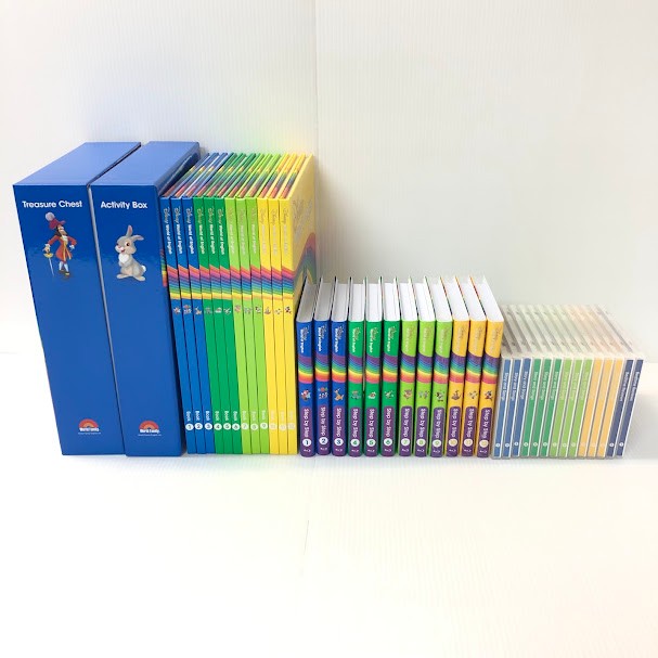 メインプログラム Blu-ray 最新 2021年購入 未開封有 状態良好 m-658 ディズニー英語システム DWE ワールドファミリー 中古 クリーニング済み おもちゃ 英語 知育玩具 英語教育 幼児教育 子供教育 英語教材 幼児教材 子供教材 知育教材