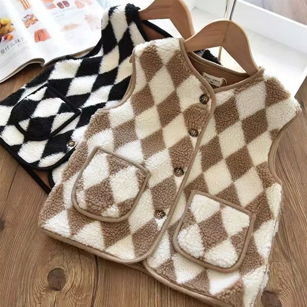 子供服 防寒 裏起毛 モコモコ ベスト 男女兼用 90-160 キッズ 冬服 アウター 女の子 男の子 モコモコ アウター チェック柄 ベスト 普段着 通学着 通園着 着心地良い 旅行 お出かけ ブラック ページュ 90 チェック柄 アウター 温かい ベスト