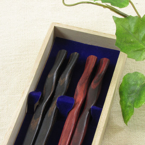 【名入れ非対応】桐箱入り 夫婦箸 二膳セット 積層箸[ひねり] 全2種 箸/名入れ/出産祝い/名入れ/食器/結婚祝い/結婚記念日/記念品/両親/ペア/セット/金婚式/銀婚式/ギフト/プレゼント/お返し/贈り物/内祝い/敬老の日/入学/卒業/退職/転勤 ペア カップル
