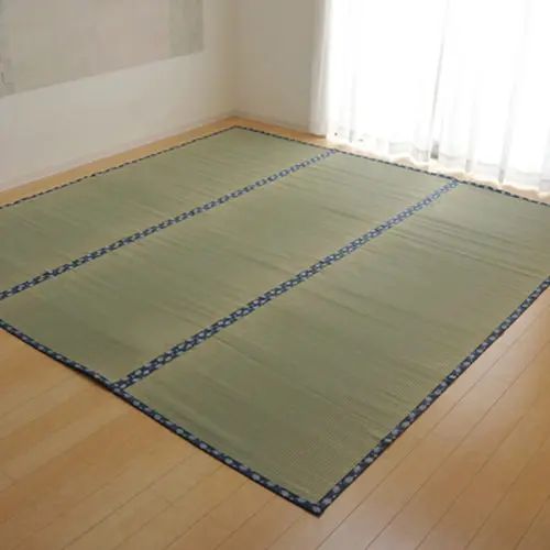 [い草 ラグ] 抗菌 防臭 湿度調整 空気浄化作用 シンプル 日本国産 軽量 純国産 い草上敷き 和室 汚れ防止 九州産い草 弾力性 高品質 ハイクオリティ 丈夫 耐久性 両面仕様 コンパクト収納 カーペット 畳保護