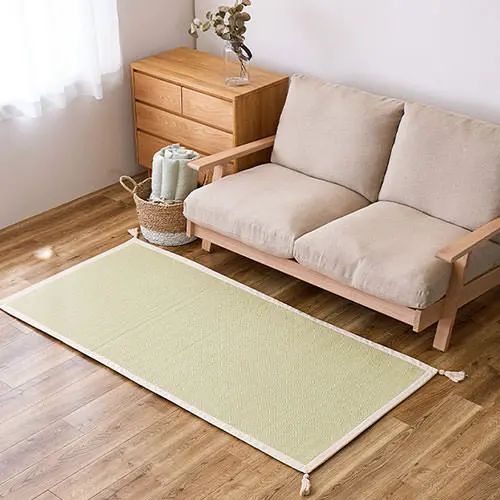 Rakuten - デザイン ラグ 幅90cm 滑り止め加工 ウォッシャブル 裏面不織布 ウレタンフォーム コンパクト 床暖房対応 ホットカーペット対応 軽量 グリーン