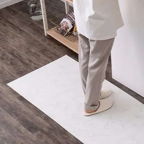 マット 幅45cm 長さ270cm ウォッシャブル 裏面不織布 抗菌 防臭 日本国産 木目調 床暖房対応 ホットカーペット対応 フリーカット ダイリセキ