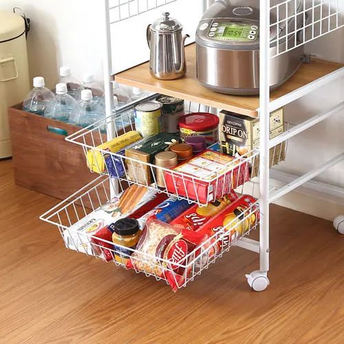乐天商城 - [キッチン ワゴン] ホワイト ナチュラル バスケット付き スライドトレー 幅51.5cm 棚付き キャスター付き すきま収納 大容量 ナチュラル