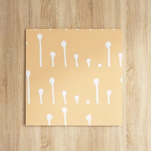 健康的なカラーとくつろいだ絵柄が和室にもぴったり 北欧のファブリックボード