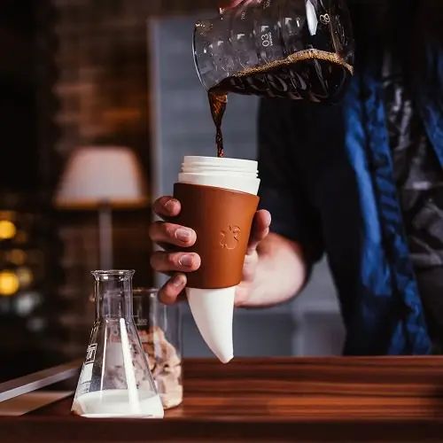 乐天商城 - 斬新なデザインが虜にさせる ヤギ角型コーヒータンブラー 470ml