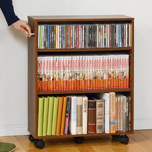 [隙間 すきま 収納] マガジンラック コミックラック マルチラック ブラウン 取っ手付き スリムタイプ ..