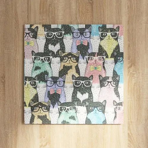 遊び心いっぱいのアートで気軽にイメージチェンジ 猫の壁掛けファブリックパネル