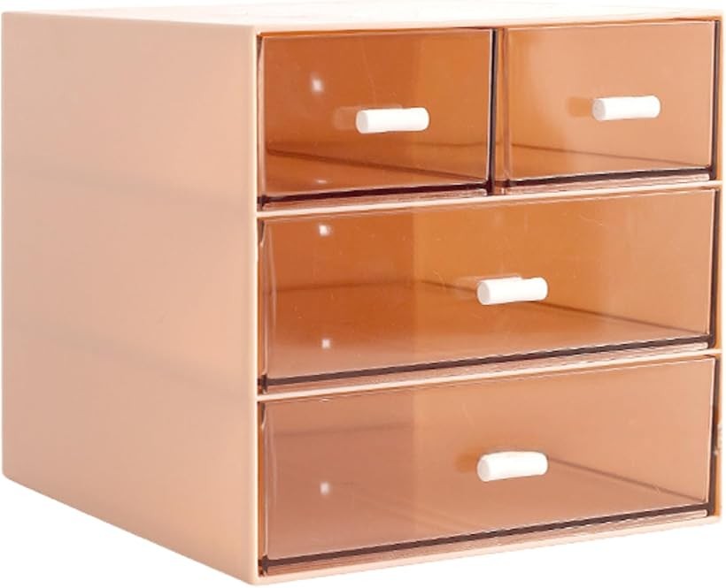バリエーションコード : 2br0d4p5gp商品コード2br0dirwv3商品名卓上収納 引き出し 奥行16.6cm 収納ケース 小物入れ コスメ収納 デスク周り 韓国風 半透明ブランドFuji-cellarカラーピンクサイズ等小1. 奥行16.6cmの深型設計でデスクを有効活用　一般的な卓上収納よりも深い設計により、デスク上のスペースを効率的に使用できます。シートマスク（フェイスマスク）や15cm定規、長めのメイクブラシなども折れ曲がることなく収納可能です。大引き出し内寸は幅約14.8cm x 奥行約16.4cm x 高さ約4.5cmで、一般的なシートパック（約14cm x 16cm）が最大20枚程度収納できます。2. 中身を程よく隠す半透明仕様　透明度の高いPS樹脂を採用した引き出しと、ソリッドな本体フレームの組み合わせにより、収納物の視認性を保ちながら生活感を抑制します。カラフルなパッケージの露出を軽減し、デスクの統一感を維持しやすい設計です。3. 製品重量約667g～による安定感と使いやすさ　製品重量は約667g（三段）、約710g（四段）で、引き出しを開閉する際にガタつきにくく、安定した使用感を実現しています。天板には縁があり、複数個を積み重ねる際の安定性にも配慮した設計です。ABS樹脂を使用しているため、錆びる心配がなく、洗面所やキッチンなどの水回りでも使用しやすい仕様となっています。4. 日常使いに配慮したスムーズな開閉　指先に馴染む小さな取っ手が付いており、軽い力での開閉が可能です。引き出しの奥にはストッパー機能が備わっており、勢いよく引いた際の中身の飛び出しや落下を抑える構造になっています。5. SNS映えする韓国風ミニマルデザイン　無駄を削ぎ落とした直線的なデザインとニュアンスカラーは、様々なインテリアに馴染みやすい仕様です。フラットな前面パネルはステッカーでのDIYにも適しており、自分好みのカスタマイズを楽しめます。※ 他ネットショップでも併売しているため、ご注文後に在庫切れとなる場合があります。予めご了承ください。※ 品薄または希少等の理由により、参考価格よりも高い価格で販売されている場合があります。ご注文の際には必ず販売価格をご確認ください。※ 沖縄県、離島または一部地域の場合、別途送料の負担をお願いする場合があります。予めご了承ください。※ お使いのモニタにより写真の色が実際の商品の色と異なる場合や、イメージに差異が生じることがあります。予めご了承ください。※ 商品の詳細（カラー・数量・サイズ 等）については、ページ内の商品説明をご確認のうえ、ご注文ください。※ モバイル版・スマホ版ページでは、お使いの端末によっては一部の情報が表示されないことがあります。すべての記載情報をご確認するには、PC版ページをご覧ください。材質本体：ABS樹脂 / 引き出し：PS（ポリスチレン）本体サイズ幅15.3cm x 奥行16.6cm x 高さ14.5cm大引き出し内寸幅約14.8cm x 奥行約16.4cm x 高さ約4.5cm小引き出し内寸幅約7.2cm x 奥行約16.4cm x 高さ約4.5cm製品重量 約710gカラーアイボリーホワイト、コーラルピンク、アイスブルー