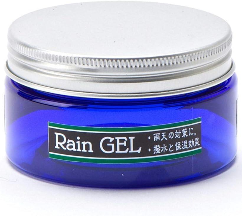 商品コード2bbk8gof33商品名雨天対策 レインジェルRain GEL ジンジャーの香り 冷え防止 90g 高純度 ワセリンブランドイナーメ・スポーツアロマサイズ等90グラム (x 1)「使用シーン」雨天時の運動前。腹部や背中にも使用しましょう。雨による寒さへの対策。アップオイルとあわせて使用。「使用ポイント」アップオイルの上に少し厚いかなと思う程度に伸ばします。脚だけでなく、お腹や背中にも使うのがオススメ。「商品仕様」＊内容量：90g ＊成分：ワセリン / ジンジャー / ブラックペパー / レモングラス / ジュニパーベリー / ローズマリー / ローズウッド「製品の特徴」水を弾くワセリンベースのアロマジェル。アップ（Winter）の効果にワセリンを配合。雨から肌を守り体温低下も防ぎます。「Igname Sports Aroma(イナーメ スポーツ アロマ)」とは、「レースという実践の場」を通して発展してきた、スポーツコンディショニング向上を目指すアロマブレンドオイルです。プロ・アマを問わず多くのレース経験を重ねてきたマッサージャーが、選手の意見を反映し開発しました。マラソン、ランニング、トライアスロン、自転車、サッカー、野球、バスケ、バレー等、さまざまなスポーツシーンにお役立てください。※ 他ネットショップでも併売しているため、ご注文後に在庫切れとなる場合があります。予めご了承ください。※ 品薄または希少等の理由により、参考価格よりも高い価格で販売されている場合があります。ご注文の際には必ず販売価格をご確認ください。※ 沖縄県、離島または一部地域の場合、別途送料の負担をお願いする場合があります。予めご了承ください。※ お使いのモニタにより写真の色が実際の商品の色と異なる場合や、イメージに差異が生じることがあります。予めご了承ください。※ 商品の詳細（カラー・数量・サイズ 等）については、ページ内の商品説明をご確認のうえ、ご注文ください。※ モバイル版・スマホ版ページでは、お使いの端末によっては一部の情報が表示されないことがあります。すべての記載情報をご確認するには、PC版ページをご覧ください。イナーメスポーツアロマは「レース現場」=「実践の場」を通して発展した、スポーツコンディショニングの向上を目指すアロマブレンドオイルです。マッサージャーとして、プロ・アマを問わず多くのレース経験を重ねてきたkakoが選手の意見を反映し、生まれた「イナーメ・スポーツアロマ」。さまざまなスポーツシーンにお役立てください。全成分　：白色ワセリン・ショウガ根油、レモングラス油・セイヨウネズ果実油・ローズマリー油・コショウ果実油・ローズウッド油内容量　：90g商品区分：化粧品製造販売：株式会社エスペシャリィ販売元　：株式会社ディッセターレ製造国　：日本広告文責：住笑株式会社　050-3588-2903