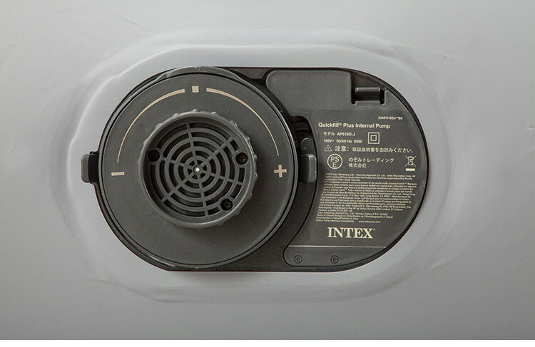 電動エアーベッド クイーン INTEX 電動ポンプ内蔵 ピローレスト 快適な寝心地 耐久性 ファイバーテクニック構造 コンパクト収納 寝室 ワンルーム 来客用 インテックス(代引不可)【送料無料】 [3]