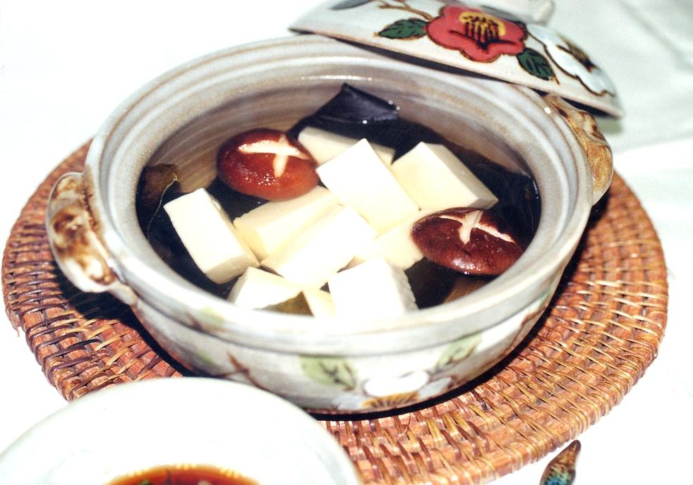 【冷凍豆腐】＝【日本初のブランド大豆 、 珠美人】＝冷凍焼き豆腐1.6kg （40g40個入り/p）【02P25Oct14】