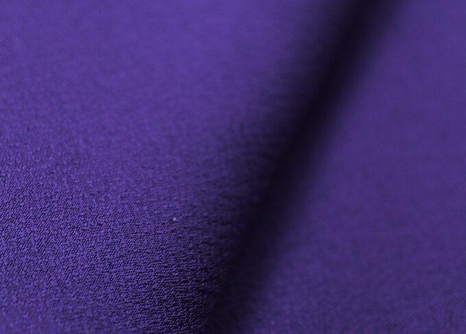 【扱いやすいポリエステル色無地単衣きもの】Lサイズ◇初夏・初秋などに★色無地着物【単衣】◇新品【仕立上がり】暗めの紫色　ポリエステル◇