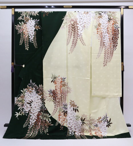 ★【下見OK】未仕立て 新品振袖◆正絹 仮絵羽◎グリーン・濃緑×女郎花(おみなえし)色 下り藤◆紋意匠・金彩 ★【下見OK】未仕立て 新品振袖◆正絹 仮絵羽◎グリーン・濃緑×女郎花(おみなえし)色 下り藤◆紋意匠・金彩