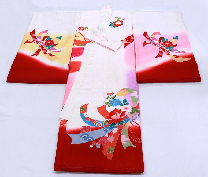 【手描き友禅】女の子用【お宮参り 女の子 着物 初着】正絹◆襦袢付　一つ身 のしめ 産着【新古品】オフホワイト・赤地　熨斗・花爛漫　女児　祝着◆　※小物は付属しておりません。 2