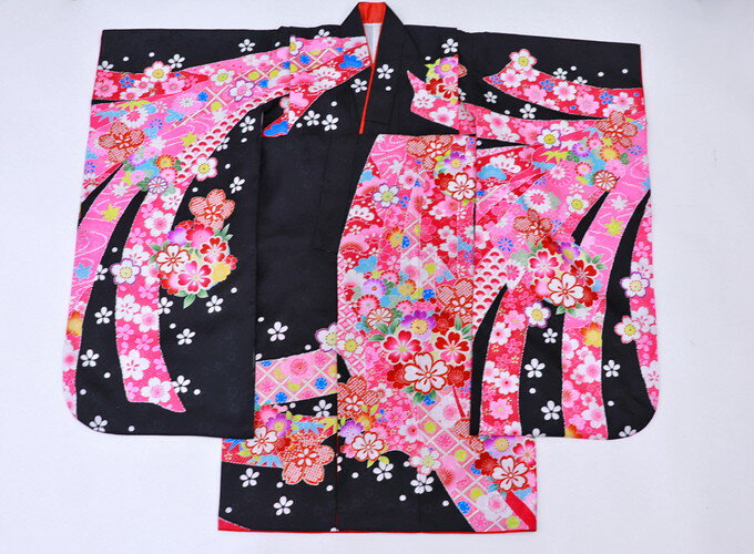 乐天商城 - 【リサイクル特価】女の子用【7歳用】◆襦袢なし　四つ身【リサイクル・中古品】◆黒地　熨斗・花柄【肩上げ済】
