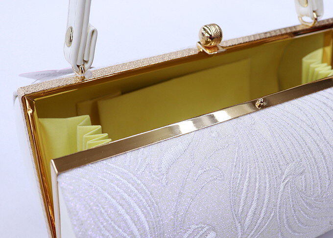 和装の優彩の草履バッグセット【新品】◆草履サイズ（実寸約23.5cm）プレゼントにも◎オフホワイト系　大柄の花｜アングル3