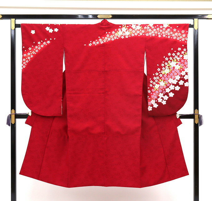 乐天商城 - ◇二尺袖　【中古品】赤地・桜吹雪　ポリエステル◆裾上げ済　袴に合わせて♪