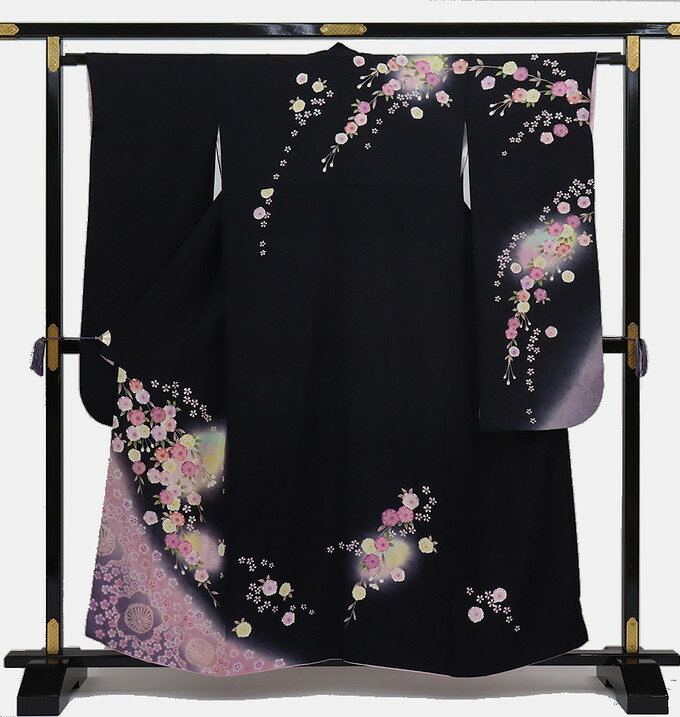 乐天商城 - 【小さめサイズ】◇振袖【中古】黒地　シンプル振袖【状態ランクB】