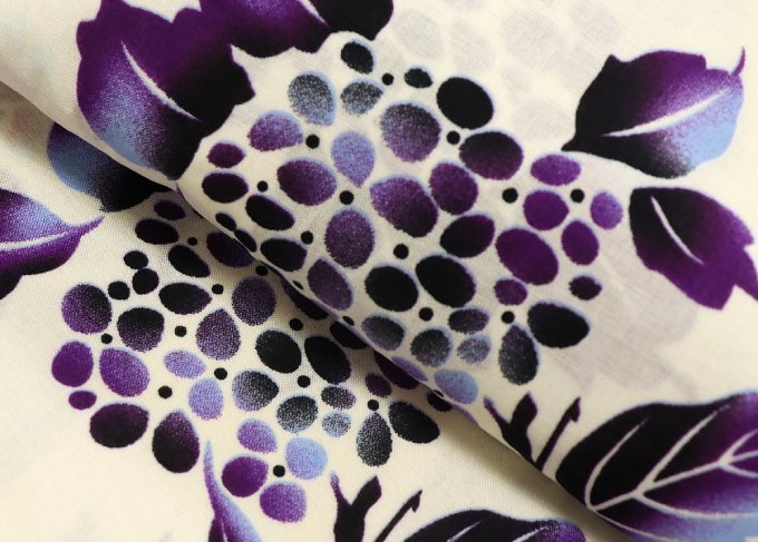 ◆平織り・フラット浴衣◆◇女性 M-Lサイズ◇綿100%【新品】薄クリーム色系　紫陽花