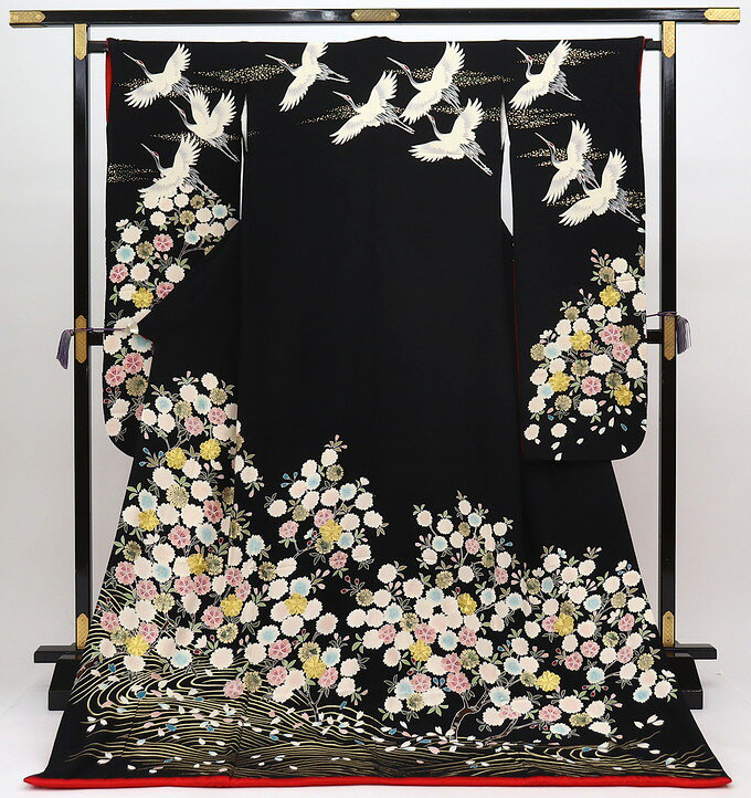【希少入荷！】憧れの黒引き 　赤比翼◇大振袖・引き振袖 【中古】黒地　飛翔鶴・花爛漫【状態ランクB】婚礼衣装◇高貴で厳粛なカラー　豪華◎（楽天・和装の優彩）