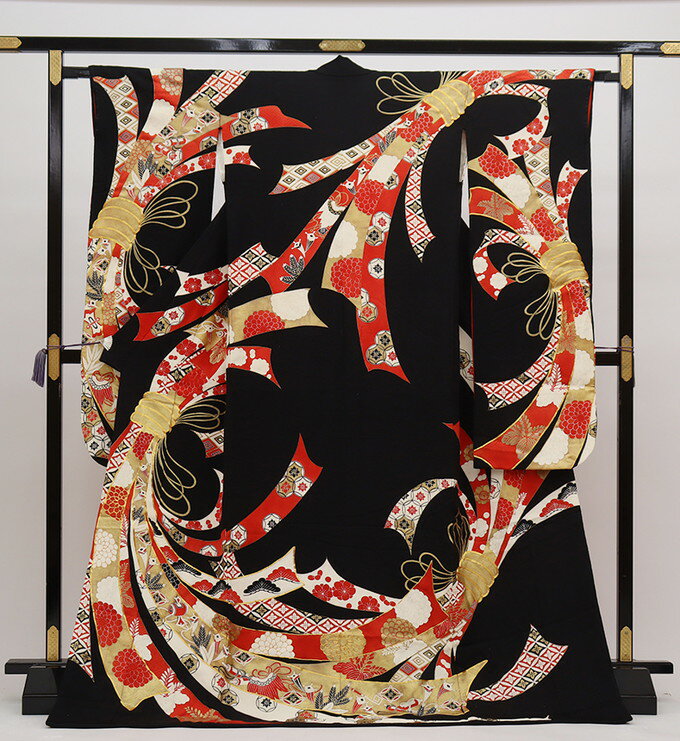 乐天商城 - 人気の黒色◇大振袖・引き振袖 【中古】黒地　古典調・クラシック　束ね熨斗【状態ランクBC】婚礼衣装◇高貴で厳粛なカラー　豪華◎