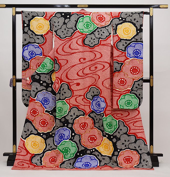 ◇大振袖・引き振袖 【中古】赤系　流水紋・大柄の花　絞り風【状態ランクB】婚礼衣装◇