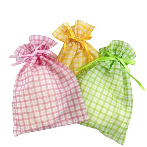 不織布リボン付巾着袋　チェックグリーン　1枚 袋 プレゼント ラッピング
