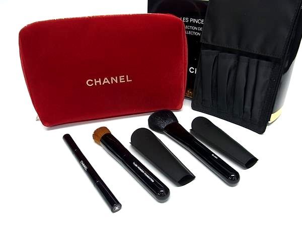 ■新品■未使用■ CHANEL シャネル レ パンソー ドゥ シャネル 2019 メイクブラシセット 化粧ブラシ ポーチ 3本セット レッド系 FA1204のサムネイル