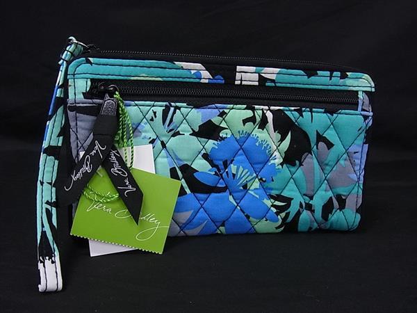樂天商城 - ■極美品■ Vera Bradley ヴェラ ブラッドリー キャンバス 総柄 長財布 ウォレット 小銭入れ 札入れ レディース ブルー系 DM3487