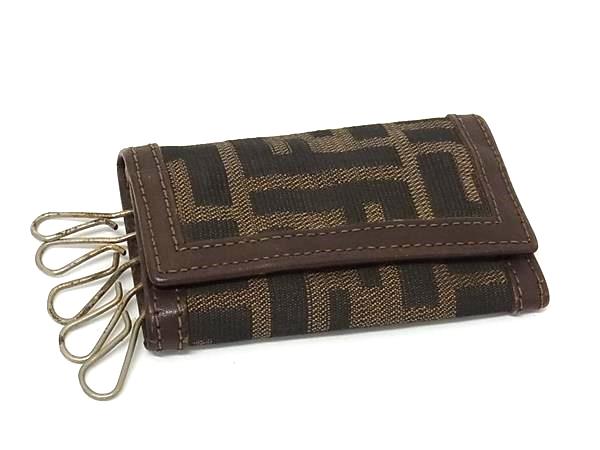 FENDI フェンディ ズッカ柄 ナイロンキャンバス×レザー 6連 キーケース 鍵入れ メンズ レディース ブラウン系 DM3820