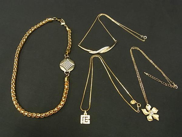 【美品】Pierre balmain ピエールバルマン/ビーズバッグ 2点セット ピエールバルマンショルダーバッグ ビーズ ヴィンテージブラック