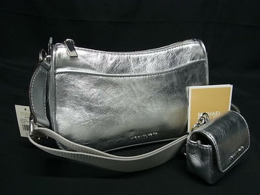 ■新品■未使用■ MICHAEL KORS マイケルコース ジェットセット レザー クロスボディ ショルダーバッグ シルバー系 BI8732 ■新品■未使用■ MICHAEL KORS マイケルコース ジェットセット レザー クロスボディ ショルダーバッグ シルバー系 BI8732