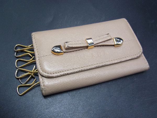 楽天市場】prada キーケース ベージュの通販 楽天市場】prada キーケース ベージュの通販