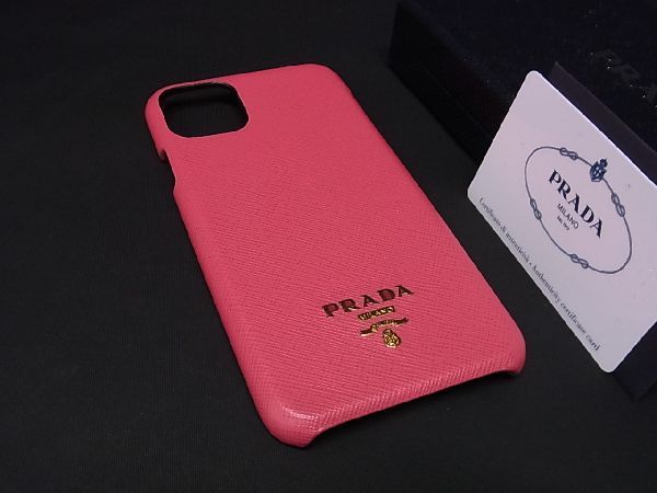 ■新品■未使用■ PRADA プラダ サフィアーノレザー iPhone11ProMAX対応 アイフォンケース スマホケース ピンク系 AT2120