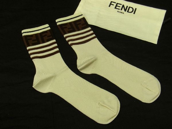 ■新品■未使用■ FENDI フェンディ ズッカ柄 ソックス 靴下 ライトベージュ系 AU8039