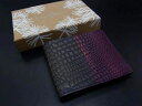 ■美品■ COLE HAAN コールハーン クロコダイル型押しレザー 二つ折り 財布 ウォレット パープル系×ブラウン系 DH3398