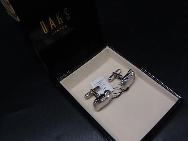 樂天商城 - ■美品■ DAKS ダックス カフスボタン カフリンクス アクセサリー シルバー系 DL5838