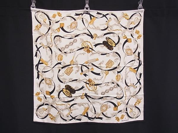 乐天商城 - ■美品■ TRUSSARDI トラサルディ シルク100% 総柄 大判 スカーフ ストール ショール レディース アイボリー系×ブラック系 DM1771