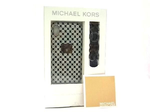 商品情報 ブランド名 MICHAEL KORS マイケルコース 状態ランク ABランク(美品) ライン カラーブラック系×ホワイト系 素材 レザー サイズ W 約7.5cm　H 約14.5cm　D 約1cmストラップ　全長 約9.5cm　幅...