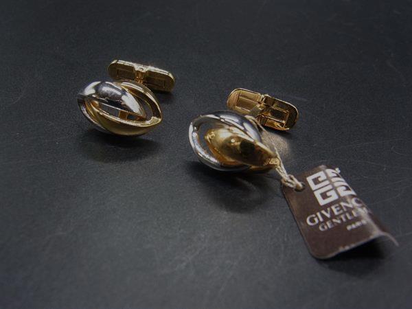樂天商城 - ■美品■ GIVENCHY ジバンシィ カフスボタン カフリンクス アクセサリー 紳士 ビジネス メンズ ゴールド系×シルバー系 DY0174 冠婚葬祭 結婚式 葬式