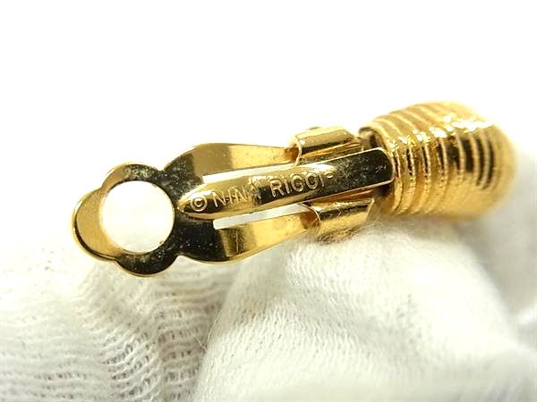pleasure-Store 楽天市場店の■美品■ NINA RICCI ニナリッチ ラインストーン クリップ式 イヤリング アクセサリー レディース ゴールド系 DK6055｜アングル3