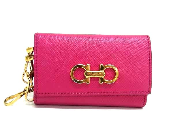 Salvatore Ferragamo フェラガモ ダブルガンチーニ レザー 6連 キーケース 鍵入れ レディース ピンク系 DM4342