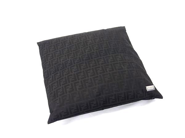 N0722-06★FENDI フェンディ クッション ダークブラウン 3個セット 楽天市場】フェンディ クッションの通販