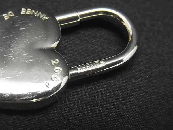 pleasure-Store 楽天市場店のHERMES エルメス ヴィヴィリデ カデナ ロックハート ファンタジー 2004年限定 ネックレストップ チャーム シルバー系 BS6990｜アングル3