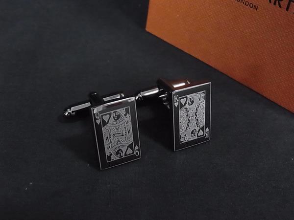 ■新品同様■ SIMON CARTER サイモンカーター トランプ キング クイーン カフスボタン カフリンクス アクセサリー シルバー系 BK9894