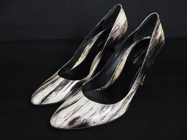 ■美品■ Sergio rossi セルジオロッシ パテントレザー ハイヒール パンプス サイズ 37 (24.0cm) 靴 シューズ クリーム系 DK0348