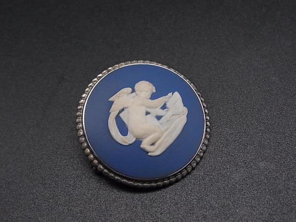 WEDGWOOD ウェッジウッド ジャスパー ブローチ ピンバッジ アクセサリー レディース メンズ ブルー系×シルバー系 DJ4993