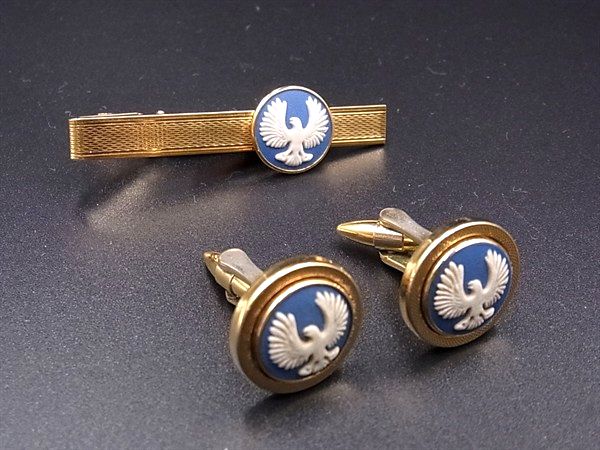 WEDGWOOD ウェッジウッド ジャスパー カメオ カフスボタン タイピン アクセサリー 2点セット メンズ ゴールド系×ブルー系 DM1059