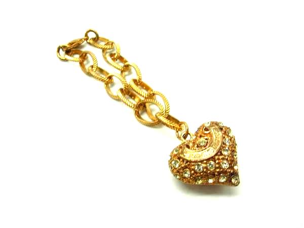 Samantha Thavasa サマンサタバサ ライン